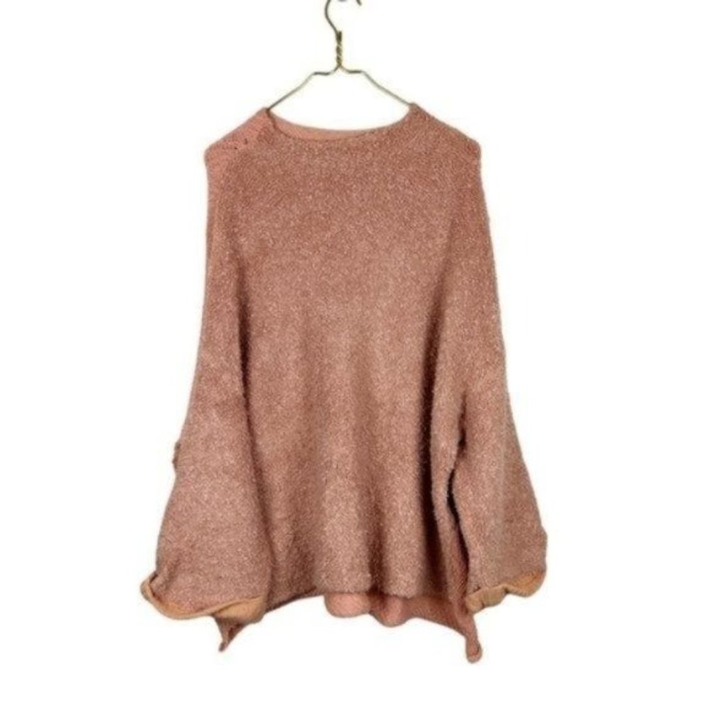 Free People Cuddle Up Pullover Mock Neck Oversized Sweater in Rose Size Medium - Picture 2 of 7
